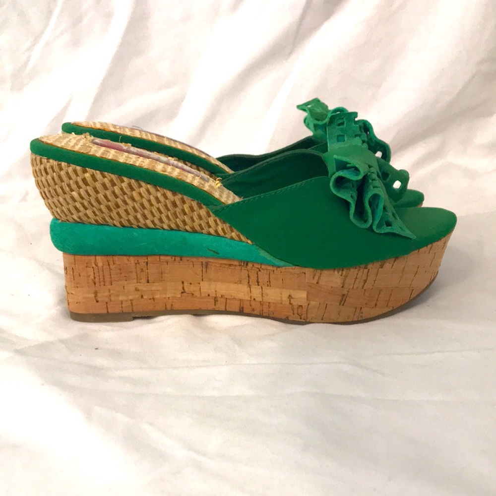 Two Lips heel - Picture 3 of 3